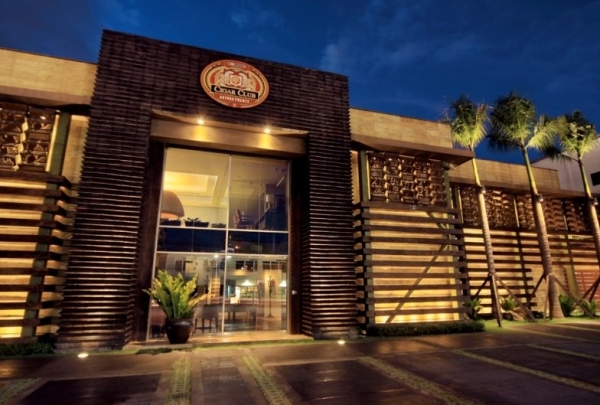 Santo Domingo Arturo Fuente Cigar Bar